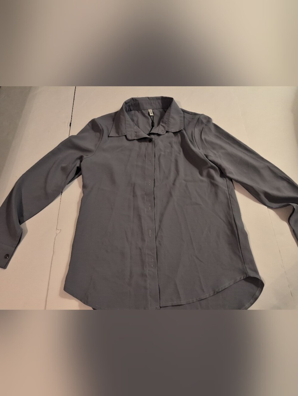Women's Gray Button-Up Casual Shirt Sz Small